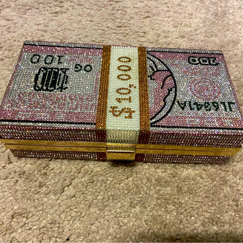 Pink diamond dollar purse